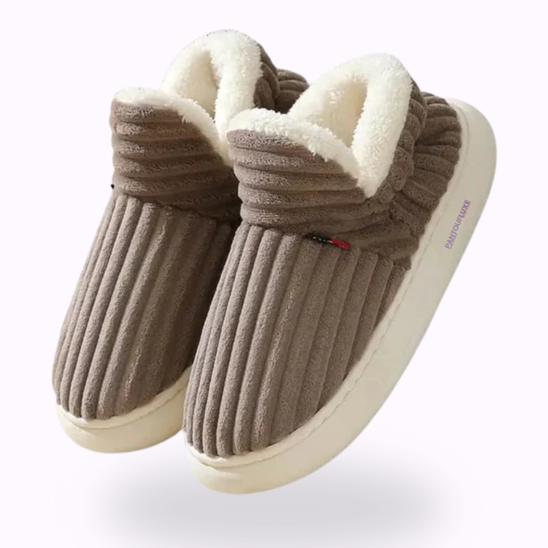 PantoufLuxe™ – Pantoufles Orthopédiques Douillettes & Ultra-Confort